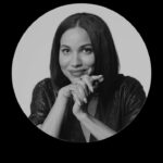 Jurnee Smollett Instagram - My authenticity is complex, and my support for women’s voices in film is strong. I’m celebrating the 8th annual Through Her Lens: The Tribeca CHANEL Women’s Filmmaker Program. #ThroughHerLens #Tribeca #CHANEL #CHANELinCinema