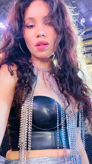 Jurnee Smollett Instagram - Happy Birthday to the Queen motha @beyonce. This weekend she fed the children and gave us life! #renaissancetour was everything! An experience filled with the divine feminine power of this iconic wild woman. So much fun dancing with my bffs @talunzeitoun @paigebryanofficial ❤️ #beyonce #renaissance #happybirthday 🐝 #beyhive