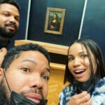 Jurnee Smollett Instagram - Happy Birthday to my baby brother who turned 30 this week. Where does time go? I remember when he was born, being so excited to have a babydoll of my own. Seeing your growth is mind blowing. You are the best of us all rolled up in one. We must uplift and protect our black kings at all cost. You are so gifted (yeah y’all he double majored in Mathematics and Global Economics) a mogul in the making, incredible community organizer, pure consciousness. To say I’m proud would be an understatement. Cheers to you. Love you @jocquismollett. Keep shining boo 💝 🥳🎉🎂🎊🎁😘 #happybirthday letsssssss parttttay!!! #leoseason (yeah my mama had a bunch of Leos 🤪)
