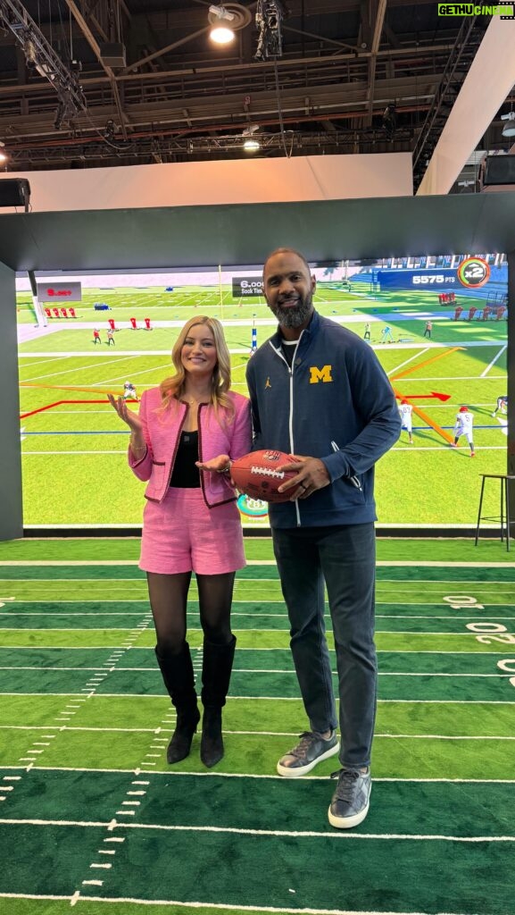 Justine Ezarik Instagram - Tech met the NFL at #CES this week when I got to show NFL legend @charleswoodson around the @tcl_usa booth. It was so great bringing him onto my turf to check out their inspiring innovations! #TCLPartner