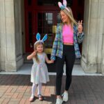 Justine Ezarik Instagram – Happy Easter 🐰✌🏻