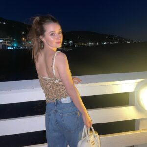 Kaitlyn Dever Thumbnail - 50.6K Likes - Most Liked Instagram Photos