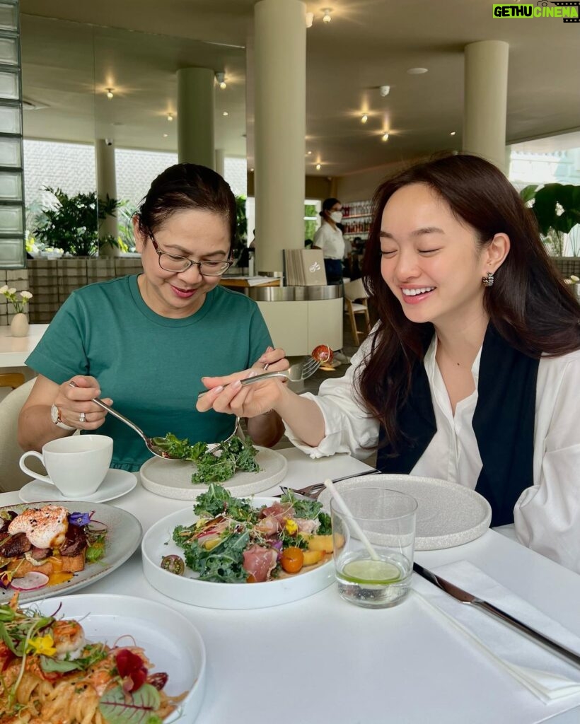 Kaity Nguyễn Instagram - Lunch with mommy 💓