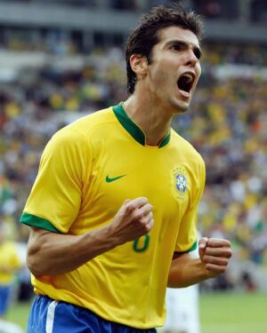 Kaká Instagram - Midfield magician. 🪄