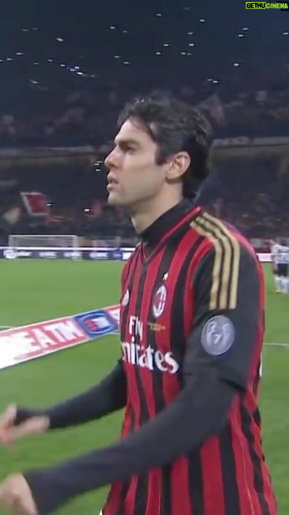 Kaká Instagram - Ta chegando mais um Milan x Juve ⚽️🔥e é sempre bom relembrar alguns momentos deste super clássico. Já sabe onde assistir? Baixe o app @kasa.live que ele te conta!