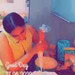 Kalila Bounaylat Instagram - Faire un gateau d anniversaire🎂 demande beaucoup de concentration 😛😛😛hhhh