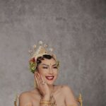 Kalina Ocktaranny Instagram - Congratulations @kalinaocktaranny Make up by Rey Utami Sanggul paes dan kain by @yayukpaes Bulu mata by @cillialash