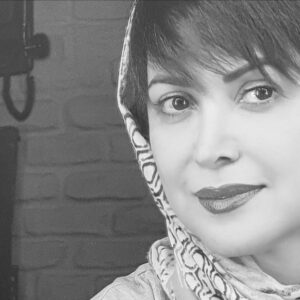 Kamand Amirsoleimani Instagram - گاهی‌ به‌ خودت یادآوری‌ کن،
که‌ وقت گذاشتن‌ برای خودت
اسمش‌ خودخواهی‌ نیست
بلکه مراقبت از خودته...
اگه خودت، هوای‌ خودت رو نداشته باشی 
و از خودت مراقبت نکنی،
هیچ‌کس این‌ کارو برات نمی‌کنه...

صبحتون بخیر 🪴🪴🪴