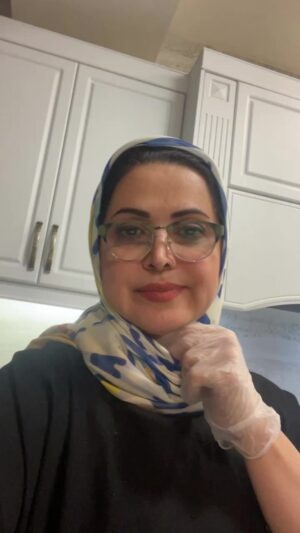 Kamand Amirsoleimani Instagram - طرز تهیه کوکی ارده و شیره همراه با دختر عمه عزیزم
@creamandream