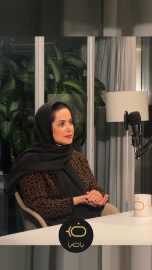 Kamand Amirsoleimani Instagram - 🎧📺
«بهم گفتن میدونی خودت، برادرت و پدرت رو نمی‌ذاریم دیگه تلوزیون کار کنند…حرف یک آدمی اصلا مسیر زندگی من رو عوض کرد»
‏‎بخشی از صحبت‌های کمند امیرسلیمانی در قسمت هشتم باضیا.
. 
نظرات شما مسیر پیش روی ما رو میسازه، پس برامون بگید تا بتونیم به بهترین نحو ممکن کنارتون باشیم.
.
حامی فصل اول باضیا شرکت ویتابیوتیکس، 
‏‎.پرفروش‌ترین مکمل تغذیه‌ای اروپاست. @vitabioticsiran 
‏‎
‎باضیا رو‌ می‌تونید در یوتیوب و تمامی اپ‌های پادگیر ببینید و‌ بشنوید. 
.

‏‎#پادکست #پادکست_باضیا #پادکست_فارسی #علی_ضیا 
 ‏‎#کمند_امیرسلیمانی #مهاجرت #فرزند 
‏‎‏#podcast #podcastbaziya #baziya #AliZiya