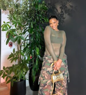 Kamie Crawford Instagram - I’m A Survivor *Whitney Houston Voice* ✊🏽🤎💚