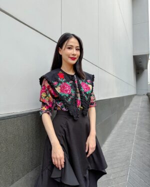 Kaneungnij Jaksamittanon Instagram - ดอกไม้ @obchoeii @irisfashionth
