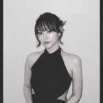 Kang Mi-na Instagram - 시상하러 다녀왔어요🖤