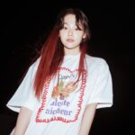 Kang Mi-na Instagram - #광고 #cnn_apparel_go_there #cnnapparel #cnn어패럴 세계의 다양한 스트릿 푸드를 담은 @cnn_apparel GBS 라인 중 "Paris" 티셔츠