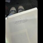 Kang Mi-na Instagram - 조해달을 연기하면서 한 아이의 엄마로, 한 가족의 막내로 사랑의 다양한 형태를 느끼고 배우며 삼달리 안에서 행복했습니다. 아직 해달이를 보내주기엔 많이 아쉽지만 삼달리로 가득찼던 2023년도, 조해달도 진짜 안녕🍊🩵 #JTBC #웰컴투삼달리
