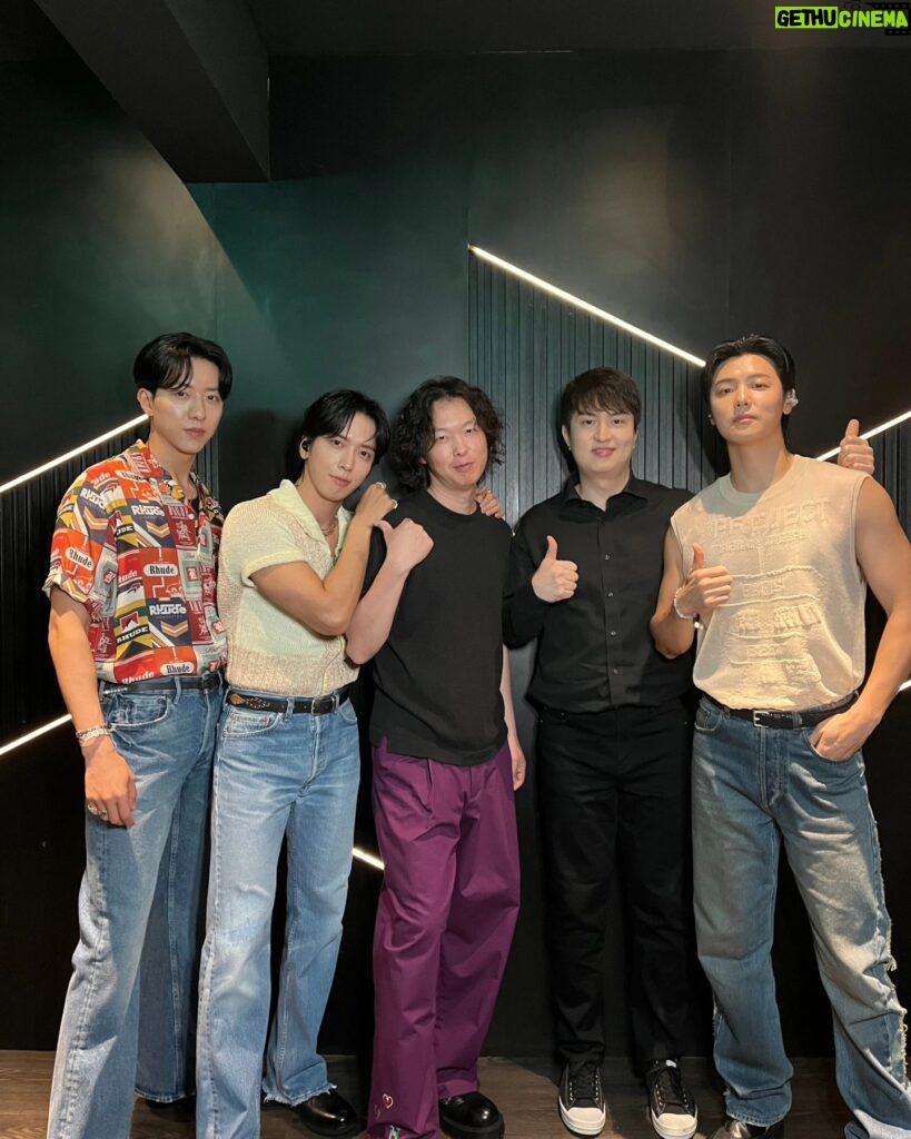 Kang Min-hyuk Instagram - Kuala Lumpur. Thanks to you, we finished the concert safely. I hope to see you again. #CNBLUE #CNBLUENTITY #kualalumpur