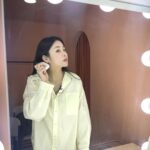 Kang So-ra Instagram – #cellreturn @cellreturn.official 
달팽이 폄석 괄사

촬영 전 붓기 빼는중…
