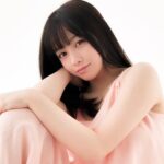 Kanna Hashimoto Instagram - こんばんは！環奈MGです。 今日は「anan」からオフショットです。 今日はついに新元号が発表されましたね！いよいよ平成最後って感じがしてきました。 4／1っていうと企業のエイプリルフールネタでワイドショーは毎年盛り上がってましたよね。 #橋本環奈 #橋本環奈2019 #橋本環奈マネージャー #anan #エイプリルフール #環奈MGアカは明日から新MGアカに