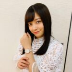 Kanna Hashimoto Instagram - こんにちは！環奈MGです。 本日は、エンジェルハート「ブランドミューズ就任発表会」でした。 エンジェルハートでは、2020年SSの新作コレクションを本日から全国の取扱店舗にて発売するそうです。是非チェックしてください(^^) サプライズで誕生日ケーキのプレゼントも頂きました！ありがとうございます🎂 #橋本環奈 #橋本環奈2020 #橋本環奈マネージャー #エンジェルハート #LOVESPORTS #ウエニ貿易