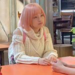 Kanna Hashimoto Instagram - こんにちは！環奈MGです。 今日はバイオレンスアクションのオフショットをシェアします🍜 #橋本環奈 #橋本環奈2022 #橋本環奈マネージャー #バイオレンスアクション