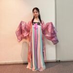 Kanna Hashimoto Instagram - こんばんは！環奈MGです。 今夜10時からは「王様に捧ぐ薬指」第８話💍 いつも良いところで流れるAwesome City Clubさんの「アイオライト」がすごい印象的でグッと引き込まれますよね。 今週もお見逃しなく‼️ #橋本環奈 #橋本環奈2023 #橋本環奈マネージャー #王様に捧ぐ薬指 #王ささ #awsomecityclub #アイオライト
