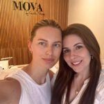 Karolína Kurková Instagram - Carving out self care as a mom is hard to do but so important and well worth it. Lymphatic drainage with @movabycamilaperez was incredible. The lymphatic system is responsible for filtering harmful materials (e.g. pathogens, cancer cells, cellular debris) from the body, as well as producing lymphocytes that enhance our immune system. 🫶🏻 #selfcare #momlife