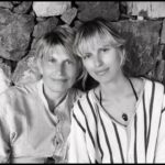Karolína Kurková Instagram - Happy Mother's Day! 🤍 "Mothers are like glue, even when you can't see them, they're still holding the family together."
