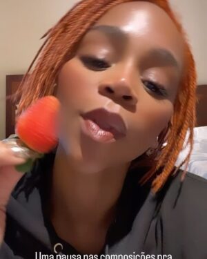 Karol Conká Instagram - Aleatoriamente…