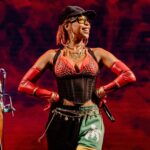Karol Conká Instagram - Karol Conká (@karolconka) fez a CAIXA Cultural Salvador (@caixaculturalsalvador) balançar na primeira noite no Festival Palco Brasil! 👯‍♀️ Grande alegria reabrir o projeto com a energia lá em cima! ❤️ 📸 Caio Lírio (@caiolirio)