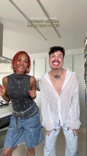 Karol Conká Instagram - A GENTE É LINGUÍFERA