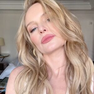 Kate Bosworth Instagram - Dream beach waves from dream girl @jennifer_yepez for @thedrewbarrymoreshow today :) 🌊🌸🌅