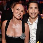 Kate Bosworth Instagram - @realmikejfox we had the most incredible time celebrating YOU, the jaw-dropping near 2 billion dollars The Michael J. Fox Foundation has raised for Parkinson’s research, and the groundbreaking strides made in testing and treating the disease. You continue to lead into the future, toward a cure. 💛 For those who have yet to see @realmikejfox documentary #STILL — do yourself a favor, & let this be next up on your list. The film is remarkable: urgent, deeply important, humanly honest, and wildly courageous. Mike, we love you. Can’t wait to hardcore-stalk-the crap-out-of-you soon friend. 😘 *The Michael J. Fox Foundation is dedicated to finding a cure for Parkinson's disease. To learn more, please visit: www.michaeljfox.org
