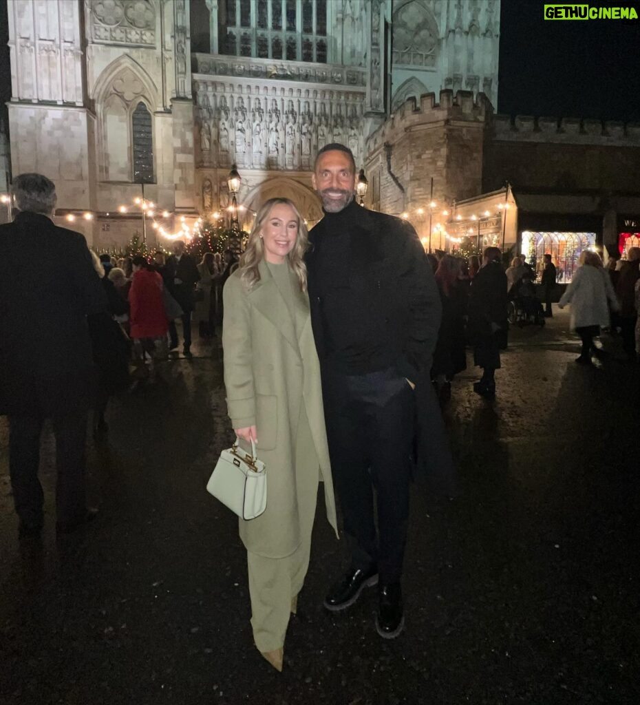 Kate Wright Instagram - It was an honour for @rioferdy5 & I to be invited to HRH The Princess of Wales Carol Service at Westminster Abbey last night. It was a beautiful service, I haven’t been to church is so long so it really took me back to being a young child when I used to go every weekend ❤️ A super Christmassy & special evening surrounded by lovely people 🎄 Thank you again for having us @princeandprincessofwales 🙏🏻