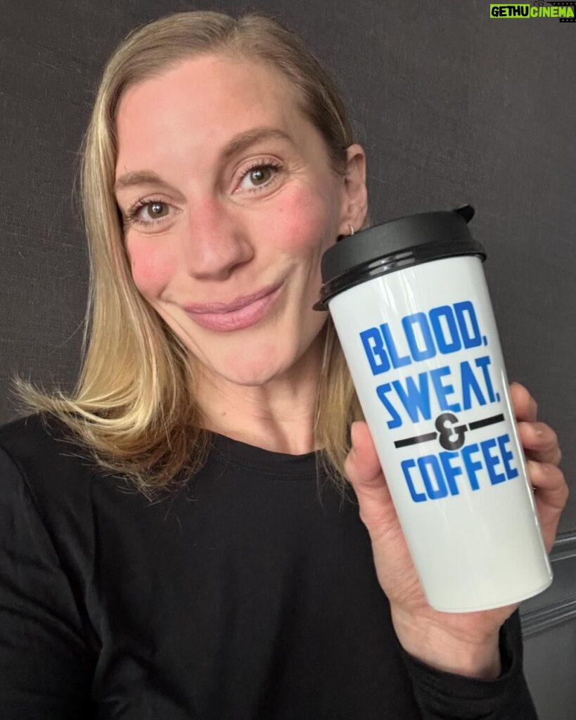 Katee Sackhoff Instagram - I’ve partnered with @shopstands to bring you all a great campaign with 100% of the profits benefiting @getinvolvedchla going directly to the kids and the families that are patients there now. Click the link **IN MY BIO** to go grab your goodies and make my birthday wish come true by raising as much money as possible for these little warriors. My family thanks you from the bottom of my heart ❤️ #cancersucks #chla @disney @lucasfilm http://ShopStands.com