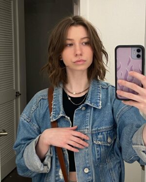 Katelyn Nacon Instagram - 🥰