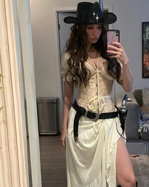Katelyn Nacon Instagram - Planet Wild West✨