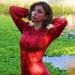 Katelyn Nacon Instagram - Should’ve stolen the dress🤷‍♀️