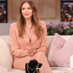 Katharine McPhee Instagram - So excited to be reuniting with my girl @iamjhud this morning on @jenniferhudsonshow talking all things @kmfjewelry! 💕✨ 📸: Chris Millard /Warner Bros/ @csrfnsc
