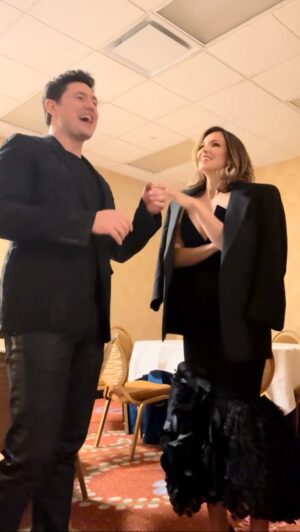 Katharine McPhee Instagram - come see us on tour this may! ✨🙂‍↔️