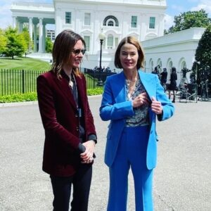 Katherine Moennig Instagram - Words don't give this day justice. Thank you @k_jeanpierre for having us in celebrating lesbian visibility week. Thank you to the incredible staff for being so generous with their time and welcoming us. Thank you to the brilliant minds of all the lgbtq members who we spoke at length with, who are doing the work. It was an honor. ❤️🏳️‍🌈 #lesbianvisibilityweek #thelword