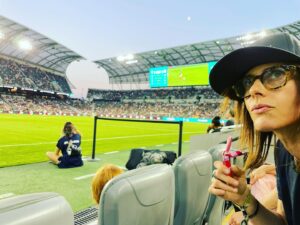 Katherine Moennig Instagram - Soccer sugar and dreamy seats. Thank you for the best night @weareangelcity