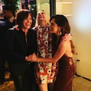 Katherine Moennig Instagram - It’s another pair of Pants today with the our friend on the right 
👖link in bio