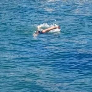 Katherine Salosny Instagram - Viviendo la previa de los panamericanos y parapanamericanos #santiago2023 

Acá en Algarrobo seremos sede de distintas categorías en deportes náuticos un escenario maravilloso con las banderas de toda América en el mar!!! Y yo celebro en el feliz!!!

Toda información en www.mirasolfm.cl nuestra señal on line 
98.7 el dial en el Litoral de los Poetas