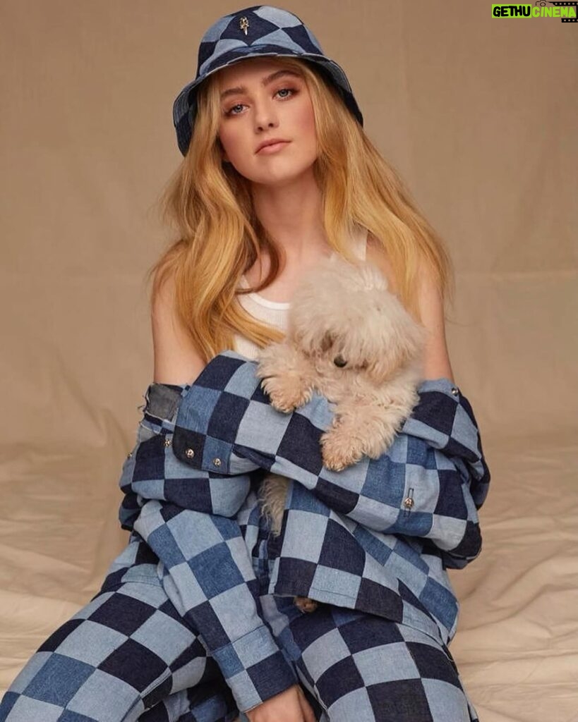 Kathryn Newton Instagram - National pet day x 3