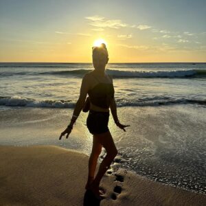 Katie Cassidy Instagram - Another amazing stay 🌴 Thank you @marriott_cr for a beautiful week in the tropics!
