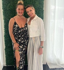 Katie Cassidy Instagram - Throwback to this past month with @giapenta and some wonderful ladies I now get to call my friends 🩷 We’re all for women supporting women over here!