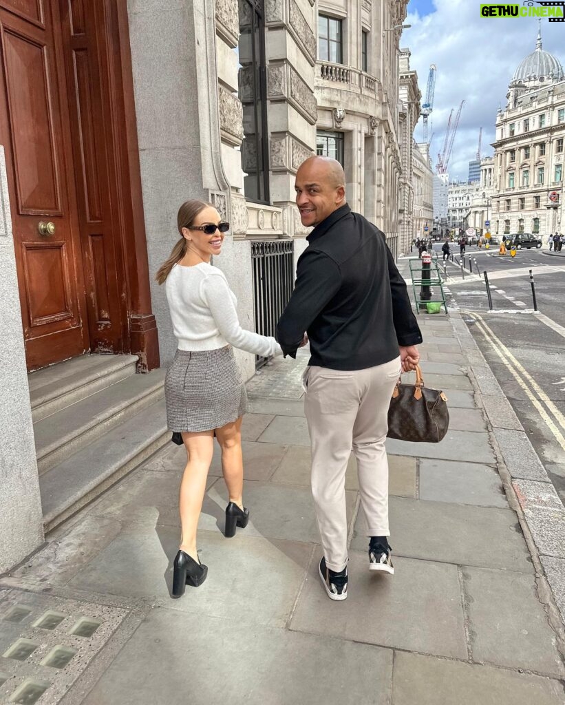 Katie Piper Instagram - And the birthday celebrations continue… ✨