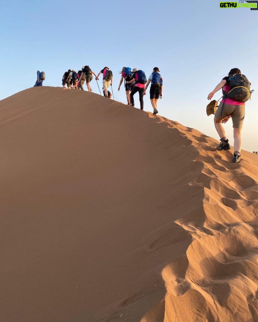 Katie Piper Instagram - Recently a team of volunteers trekked 50 kilometres in extreme heat in the Sahara Desert for 4 days, to raise money for my charity @KPFoundation 👏 @kpfoundation is entirely publicly funded so this support from selfless individuals directly helps to change the lives of the burns survivors we work with. Collectively they’ve raised over £27,000 which could fund just over 5 weeks of personalised residential rehabilitation for survivors. 👏 @lesteraldridgellp @deveregroup @boyesturner @jamesgreen @thedifferenttravelcompany