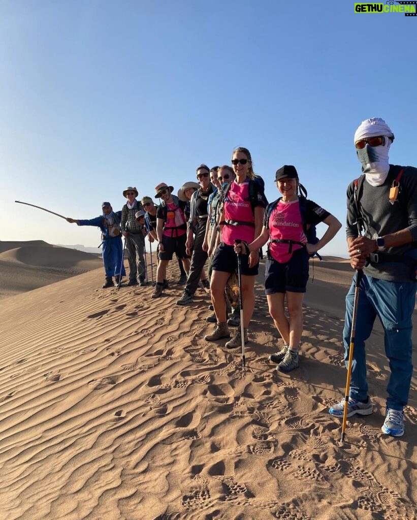 Katie Piper Instagram - Recently a team of volunteers trekked 50 kilometres in extreme heat in the Sahara Desert for 4 days, to raise money for my charity @KPFoundation 👏 @kpfoundation is entirely publicly funded so this support from selfless individuals directly helps to change the lives of the burns survivors we work with. Collectively they’ve raised over £27,000 which could fund just over 5 weeks of personalised residential rehabilitation for survivors. 👏 @lesteraldridgellp @deveregroup @boyesturner @jamesgreen @thedifferenttravelcompany