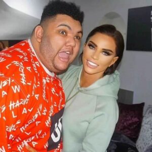 Katie Price Thumbnail - 19.5K Likes - Top Liked Instagram Posts and Photos